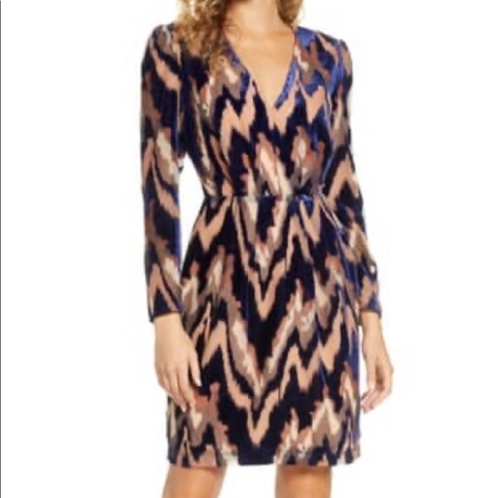 Harlyn NEW Velvet Long Sleeve Cocktail Dress Small